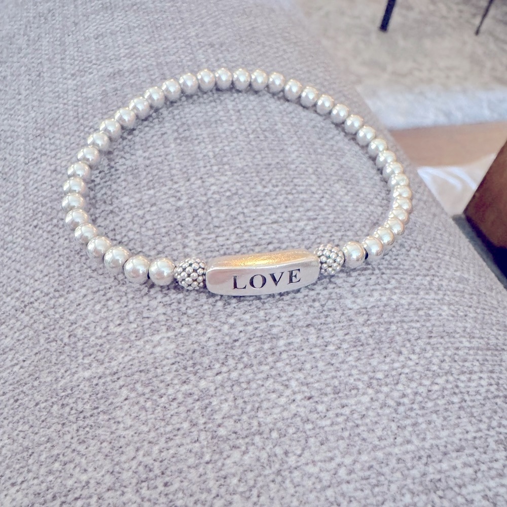 Lagos Sterling Silver Stretch LOVE Bracelet. Size Large.